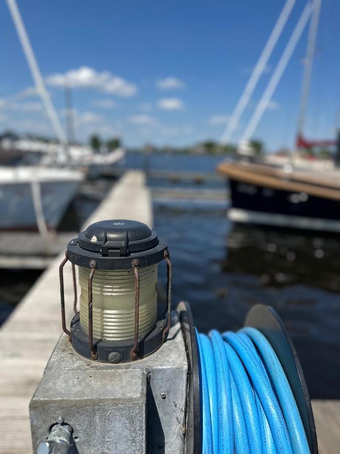 Gezellige Stacaravan Met Groot, Zonnig Terras! Belt-Schutsloot Exterior photo